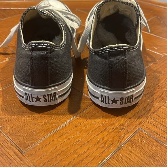 Converse Chuck Taylor All Stars - Sz 8.5 - Picture 4 of 12